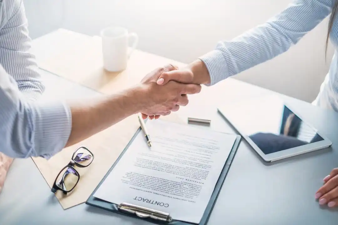 HR compliance in employment contracts and terminations