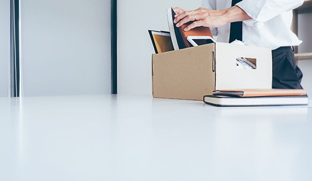 Employee Termination in Europe – Notice Periods, Severance & Employer Obligations